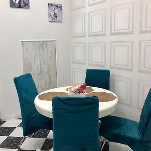 Amonia House Naples